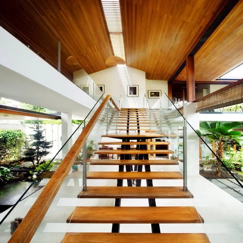 Stylish Full Glass Stairs